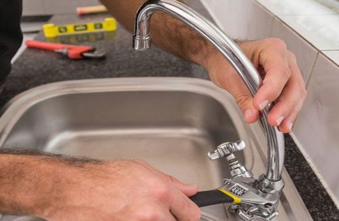 Faucet Repair and Installation 