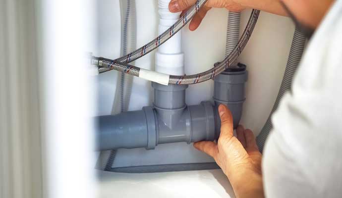 maintenance service of a plumbing system